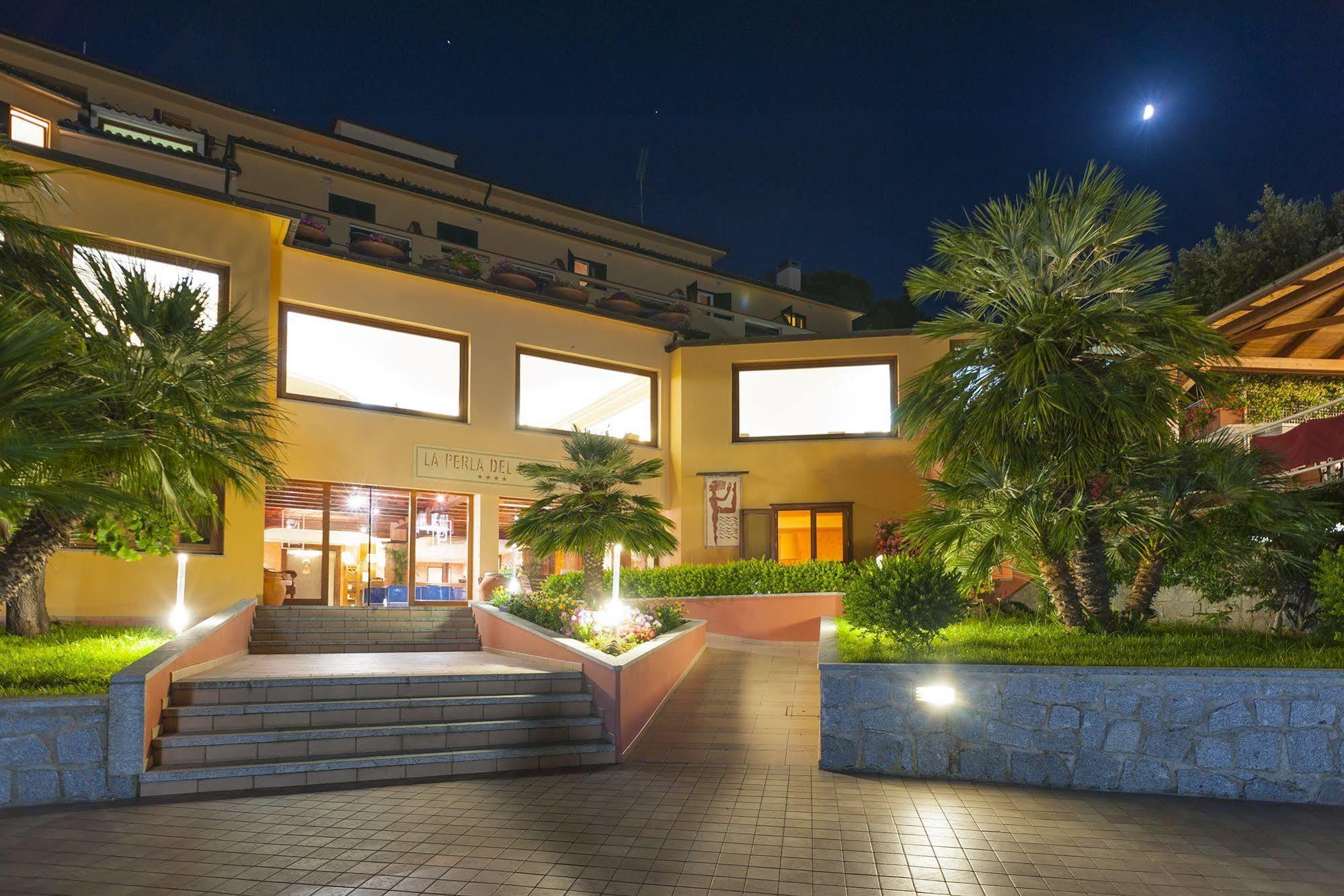 Hotel La Perla Del Golfo ปรอคคีโอ ภายนอก รูปภาพ